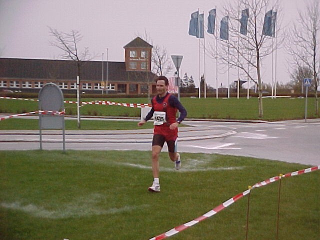 Vinder af Herlufsholm ½-marathon 1999 i stormende kuling